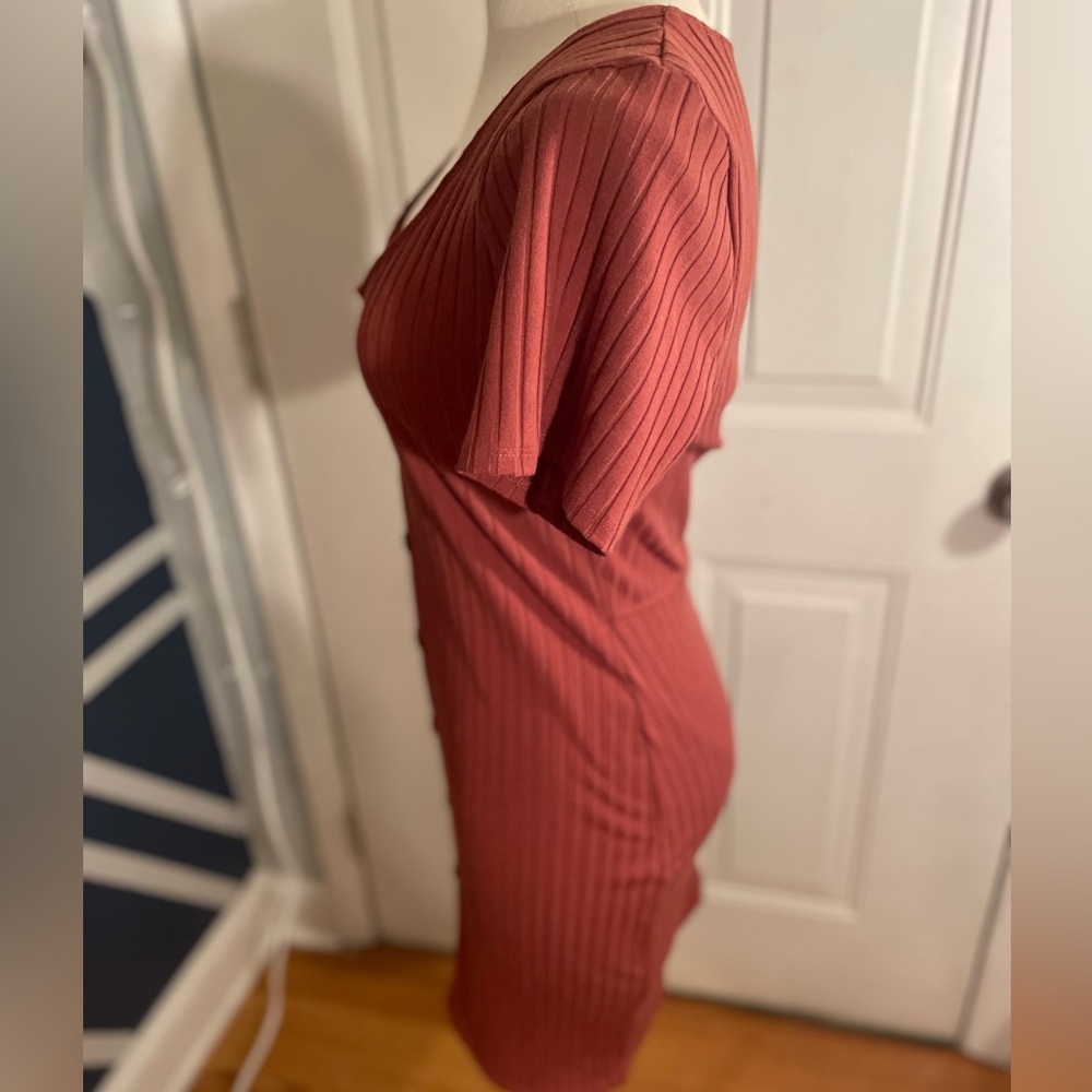 Abercrombie & Fitch Brick Red Ribbed Button-Front Mini Dress - Picture 3 of 5